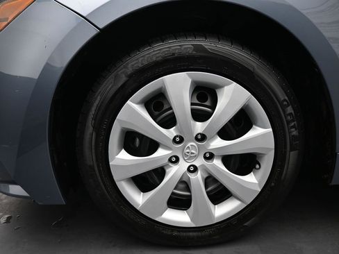 Used 2023 Toyota Corolla LE image 14