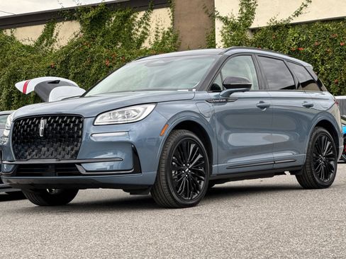 Certified 2025 Lincoln Corsair Grand Touring w/ Equipment Group 302A image 8