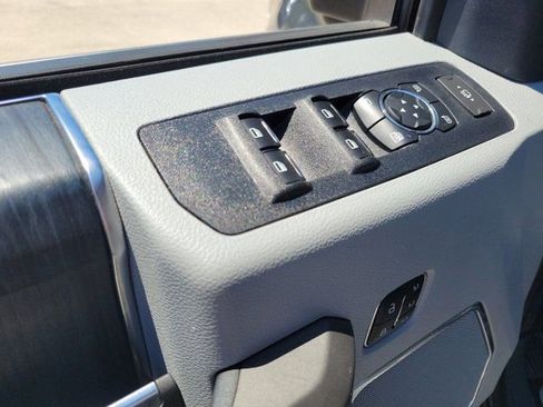 Certified 2022 Ford F250 Limited AWD/4WD image 25