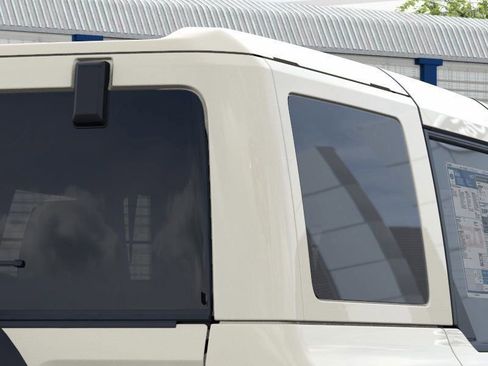 New 2026 Ford Bronco Outer Banks image 25