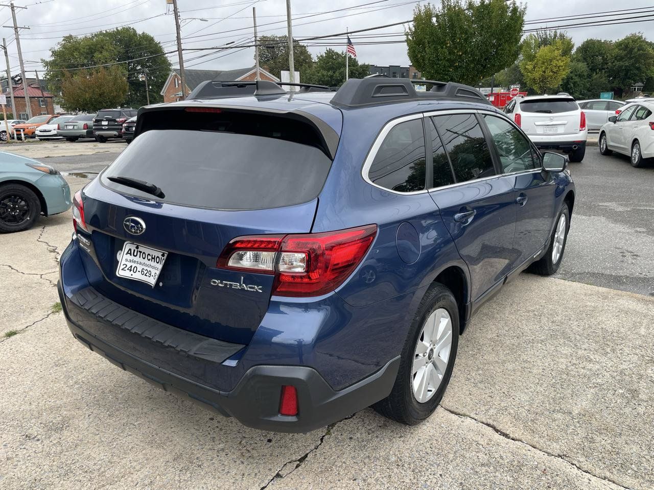 Used 2019 Subaru Outback 2.5i Premium AWD/4WD image 16