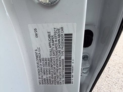 Used 2025 Honda Accord SE image 32