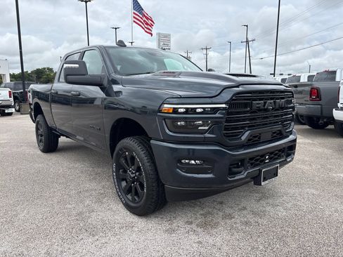New 2026 RAM 2500 Laramie w/ Night Edition AWD/4WD image 8