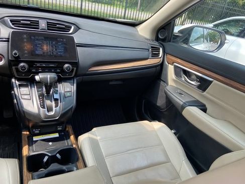 Used 2020 Honda CR-V Touring image 14