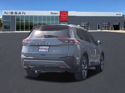 Used 2023 Nissan Rogue SL