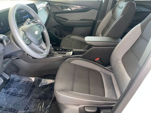 Used 2025 Chevrolet TrailBlazer LT image 24