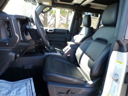 New 2026 Ford Bronco Badlands AWD/4WD image 12