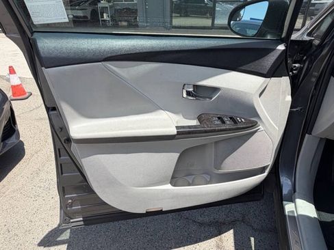 Used 2013 Toyota Venza LE FWD image 10