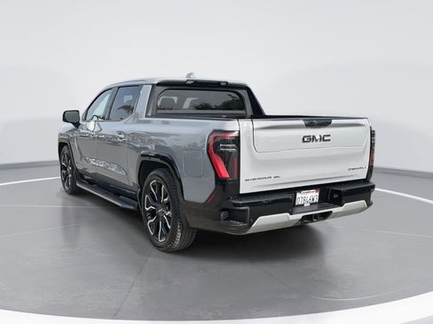 Used 2025 GMC Sierra EV Denali image 5
