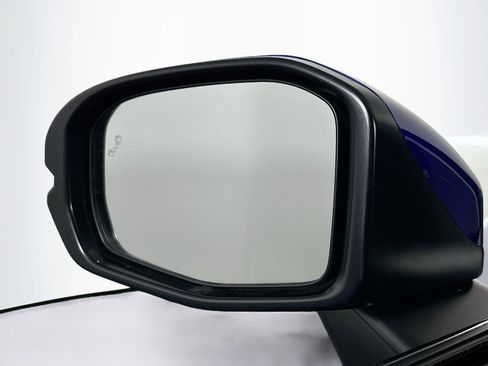 Used 2025 Honda CR-V EX-L image 16