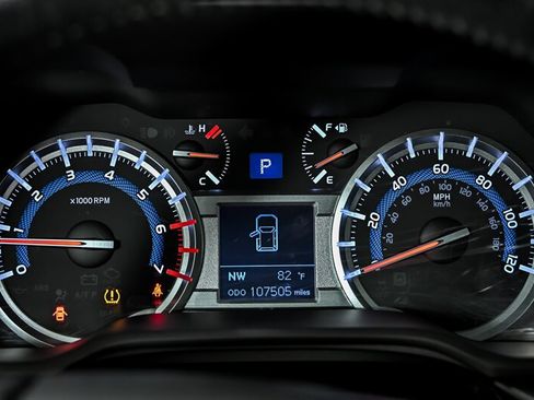 Used 2014 Toyota 4Runner Limited AWD/4WD image 22