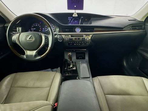 Used 2015 Lexus ES 350 w/ Luxury Package FWD image 26