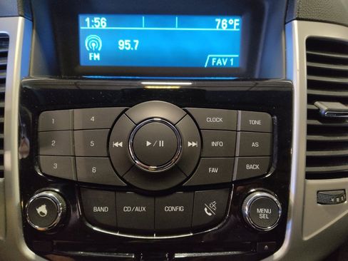 Used 2016 Chevrolet Cruze LS image 25