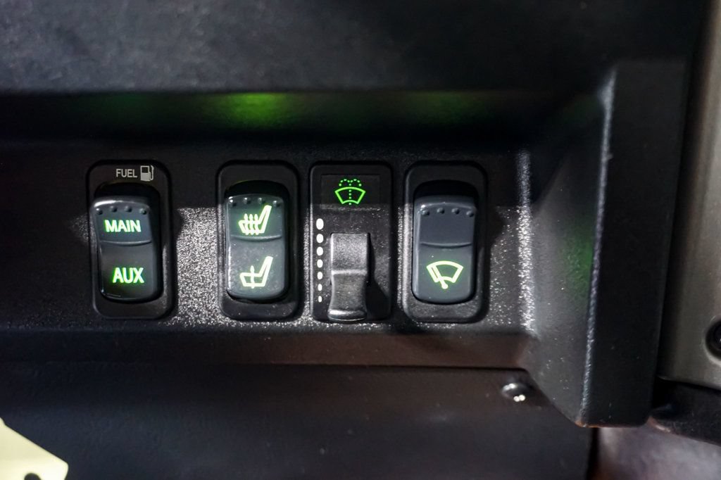 Used 2006 HUMMER H1 4-Door Wagon AWD/4WD image 49