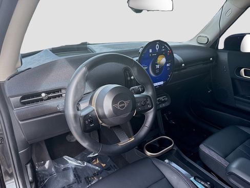 Used 2025 MINI Cooper S FWD image 9