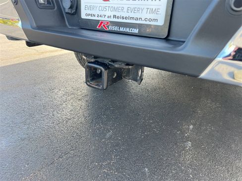 Certified 2022 Ford F150 Lariat w/ Equipment Group 502A High image 39