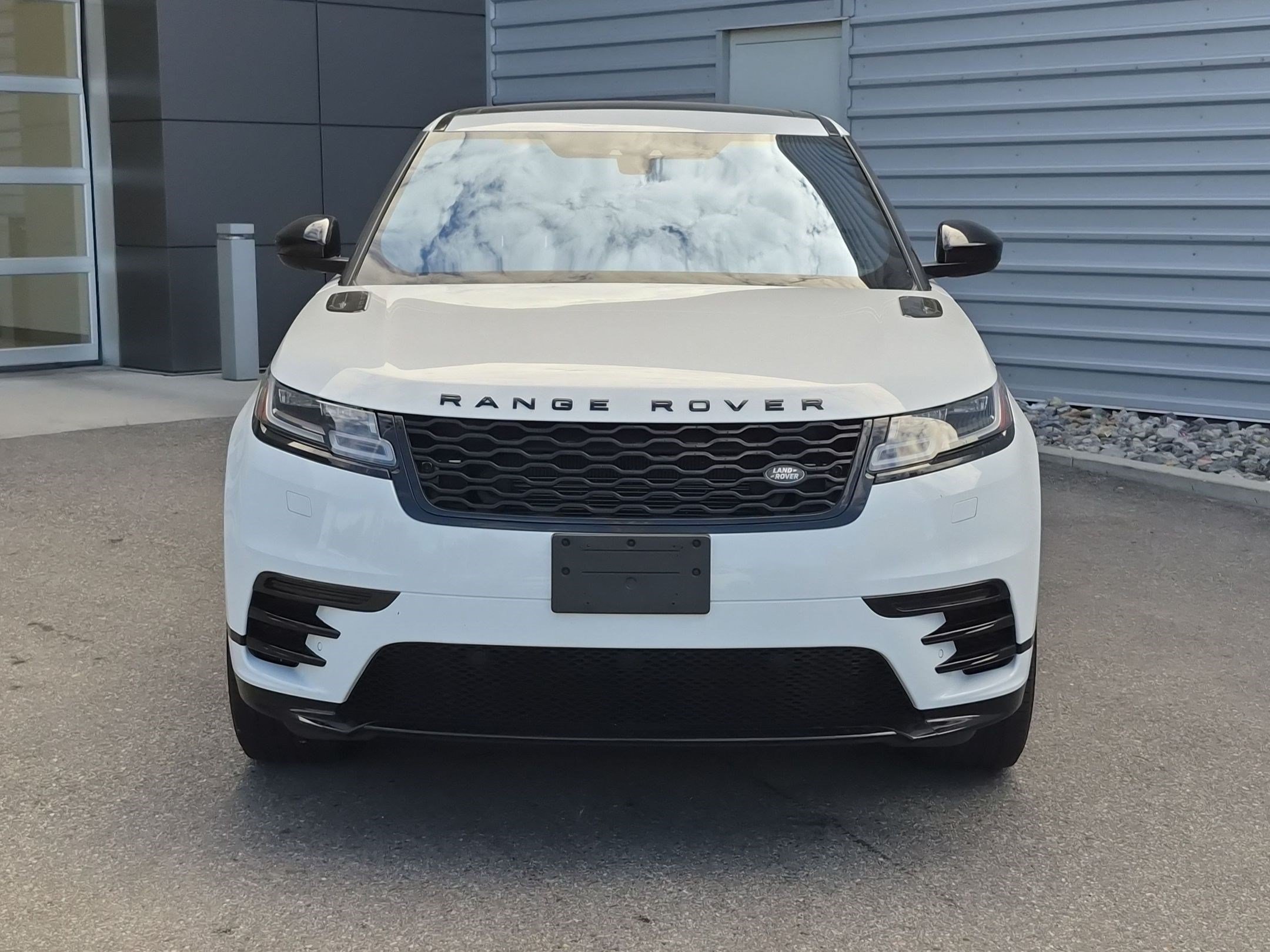 Used 2020 Land Rover Range Rover Velar R-Dynamic S AWD/4WD image 2
