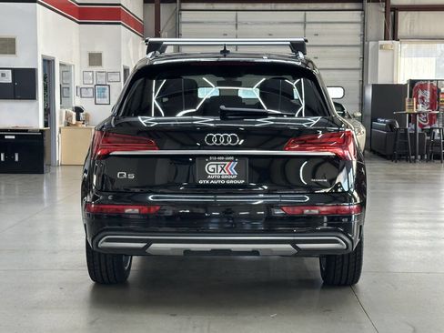 Used 2021 Audi Q5 2.0T Premium Plus w/ Premium Plus Package image 3