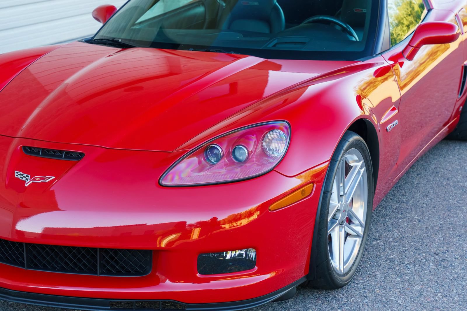 Used 2006 Chevrolet Corvette Z06 w/ Preferred Equipment Group RWD image 35