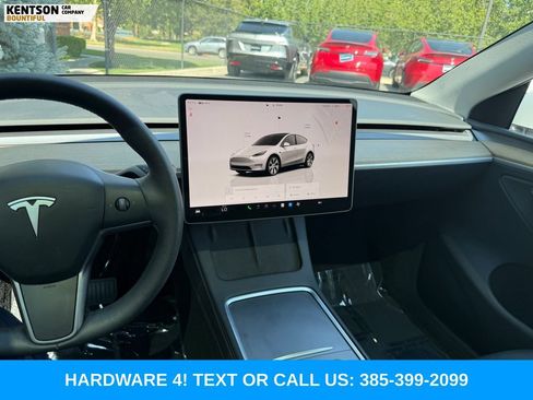 Used 2023 Tesla Model Y Long Range AWD/4WD image 17