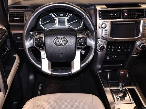 Used 2016 Toyota 4Runner Limited AWD/4WD image 22