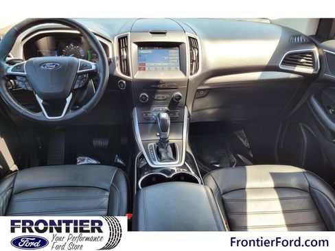 Used 2017 Ford Edge SEL w/ Equipment Group 201A AWD/4WD image 7
