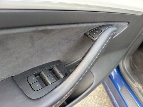 Used 2023 Tesla Model 3 Performance image 19
