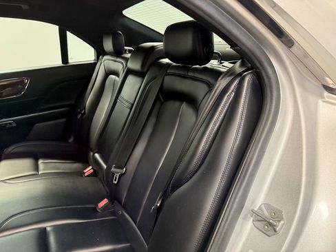 Used 2019 Lincoln Continental Premiere image 49