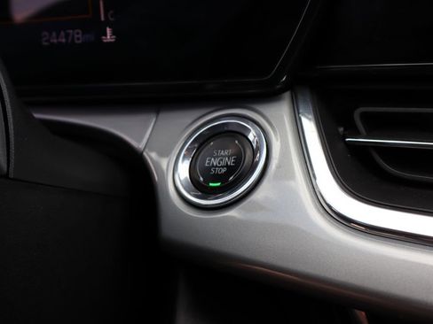 Used 2025 Chevrolet Trax LT w/ Driver Confidence Package FWD image 16