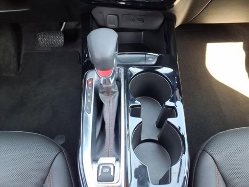 Used 2025 Chevrolet Trax RS w/ Driver Confidence Package image 22