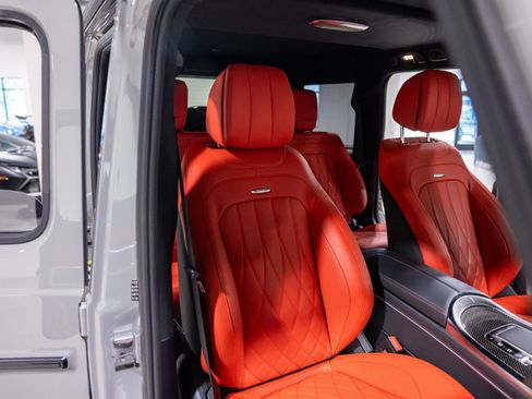 Used 2025 Mercedes-Benz G 63 AMG 4MATIC image 30