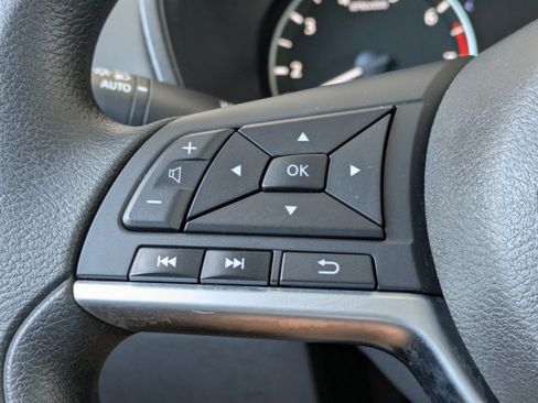 Used 2022 Nissan Altima 2.5 SV AWD/4WD image 24