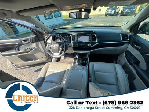 Used 2016 Toyota Highlander Limited w/ Driver Technology Package image 25