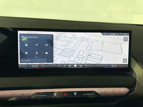 Used 2025 BMW X3 xDrive30i w/ Premium Package image 16