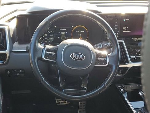 Used 2021 Kia Sorento SX Prestige image 12