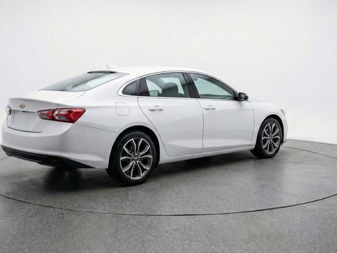 Used 2024 Chevrolet Malibu LT image 9