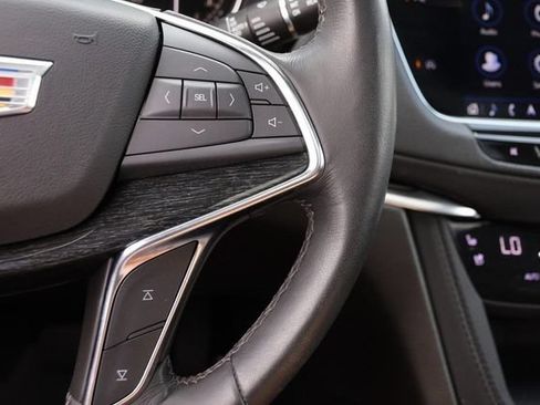 Used 2023 Cadillac XT5 Premium Luxury FWD image 14