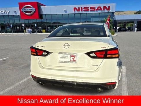 New 2025 Nissan Altima 2.5 SR image 4