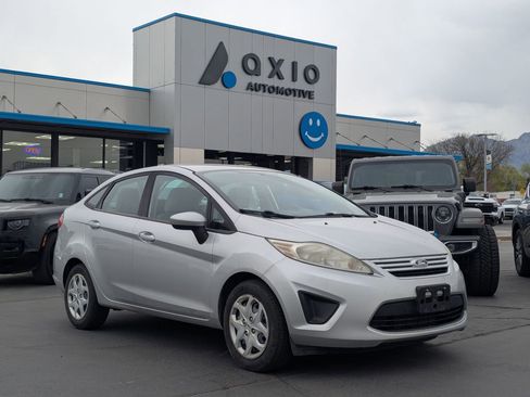Used 2011 Ford Fiesta S FWD image 1