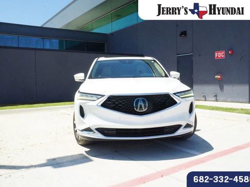 Used 2024 Acura MDX SH-AWD w/ Technology Package image 2