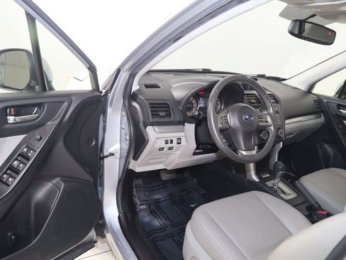 Used 2015 Subaru Forester 2.5i Limited AWD/4WD image 42