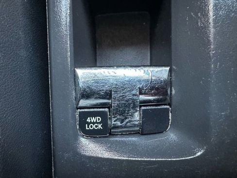 Used 2017 Jeep Compass Sport w/ Power Value Group AWD/4WD image 19