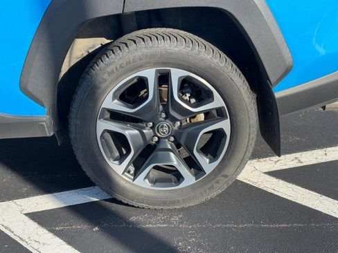 Used 2019 Toyota RAV4 Adventure image 7