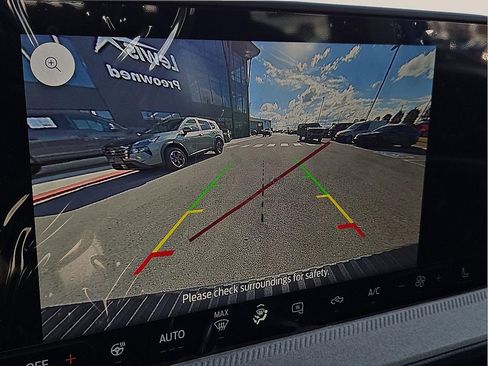 New 2025 Ford Maverick XLT w/ XLT Luxury Package image 12