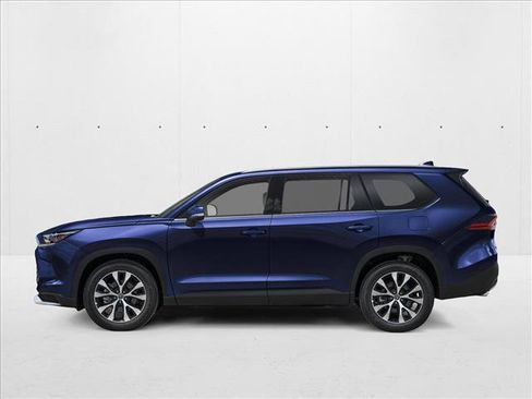 New 2026 Toyota Grand Highlander Limited AWD/4WD image 3