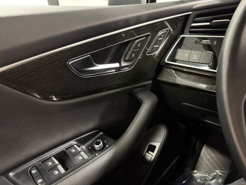 Used 2022 Audi Q7 3.0T Premium Plus w/ Premium Plus Package image 6