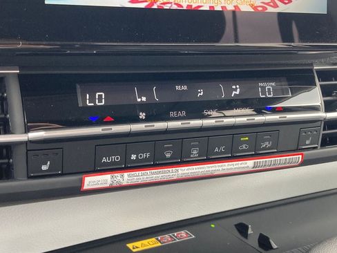 New 2026 Toyota Sienna XLE image 18