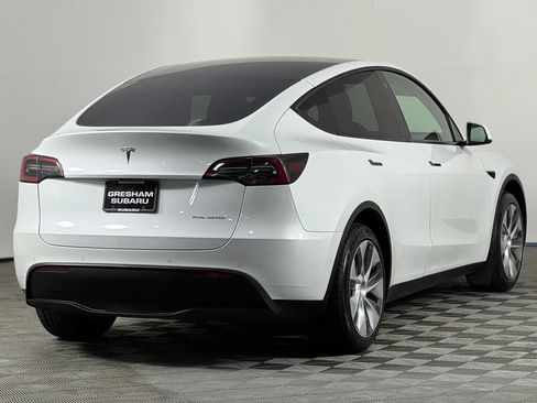Used 2021 Tesla Model Y Long Range AWD/4WD image 6