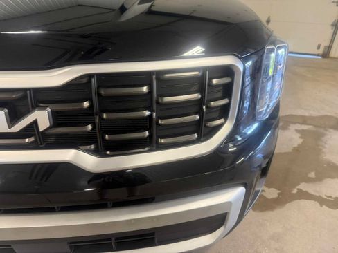 Used 2024 Kia Telluride S w/ S Sunroof Package AWD/4WD image 5