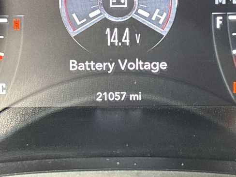 Used 2023 Dodge Challenger R/T image 25